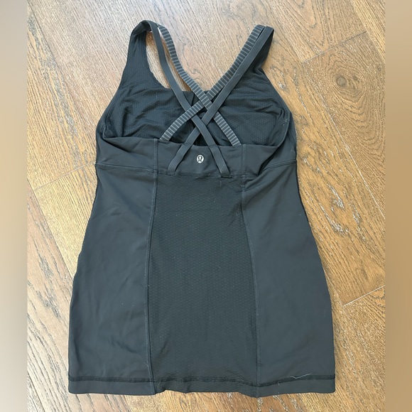 Lululemon Top - Picture 2 of 2